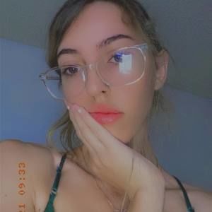 Meet your Posher, Kari